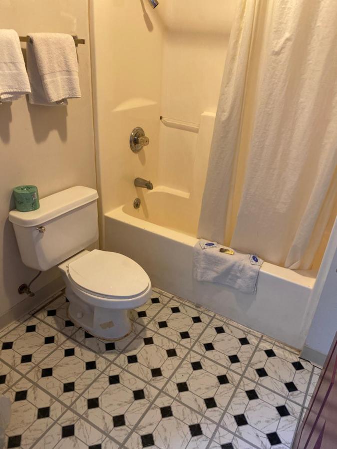 Royal Inn Albany Екстериор снимка