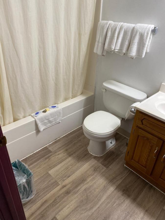 Royal Inn Albany Екстериор снимка