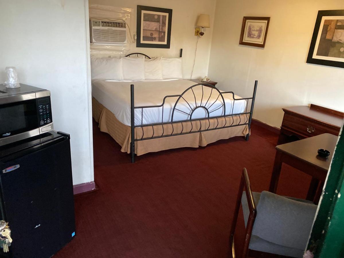 Royal Inn Albany Екстериор снимка