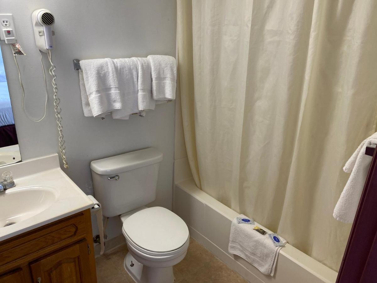 Royal Inn Albany Екстериор снимка