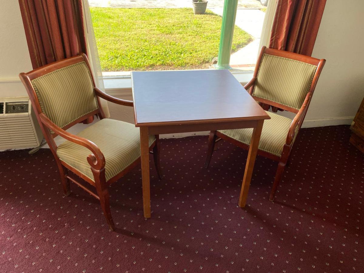 Royal Inn Albany Екстериор снимка