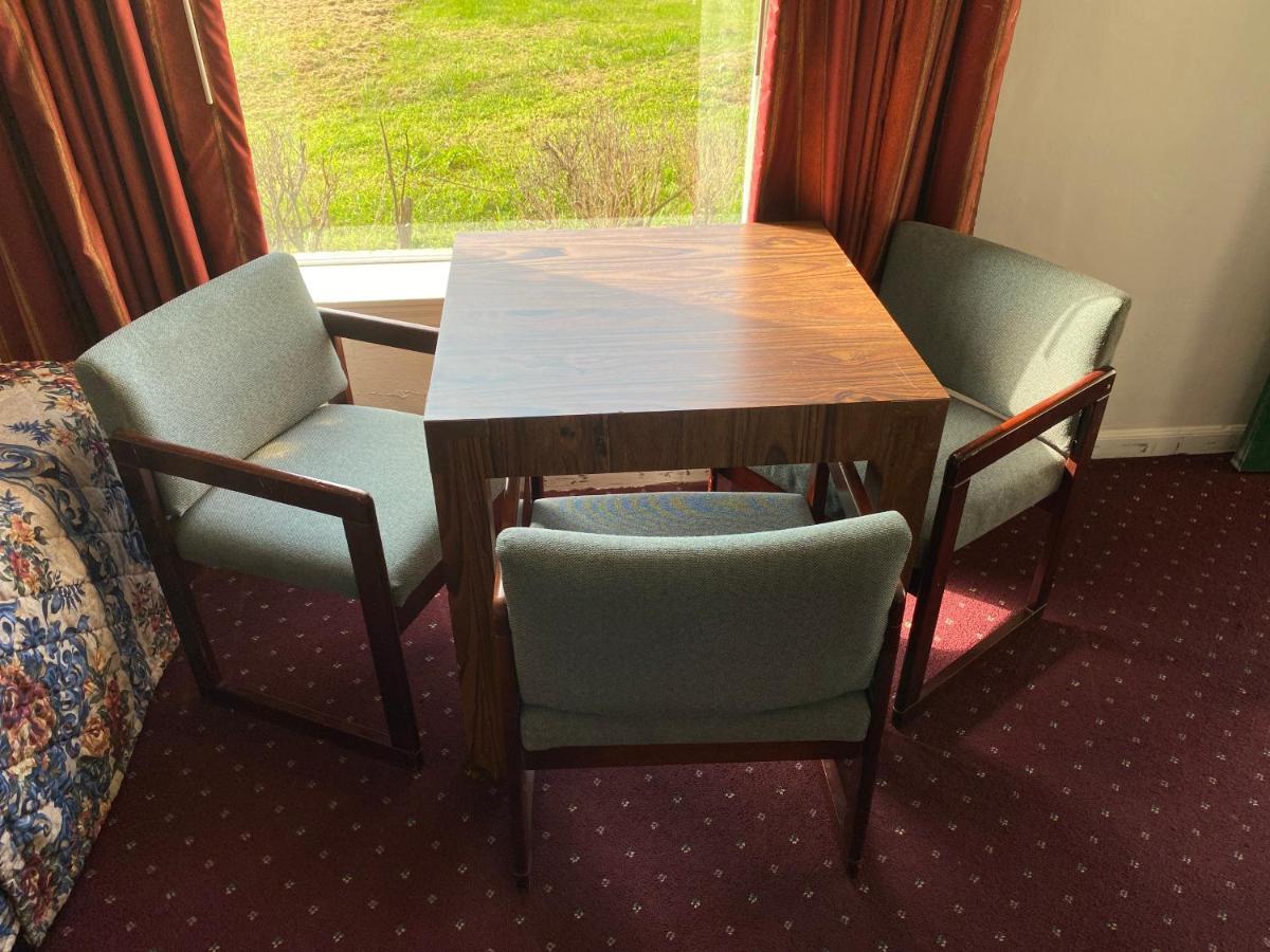Royal Inn Albany Екстериор снимка