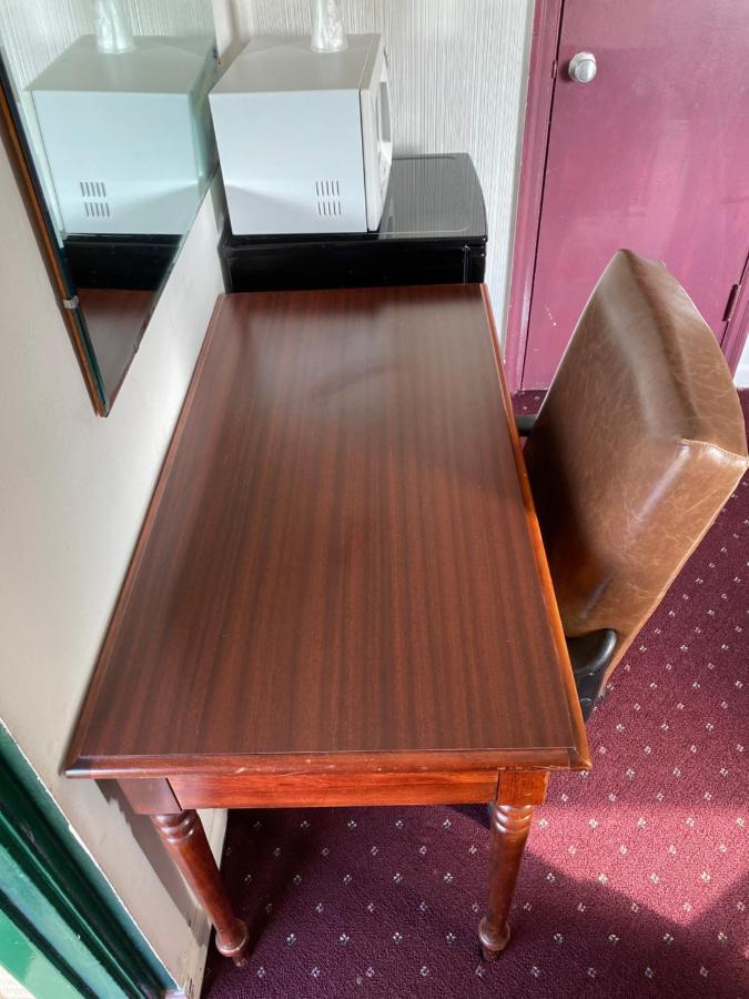 Royal Inn Albany Екстериор снимка