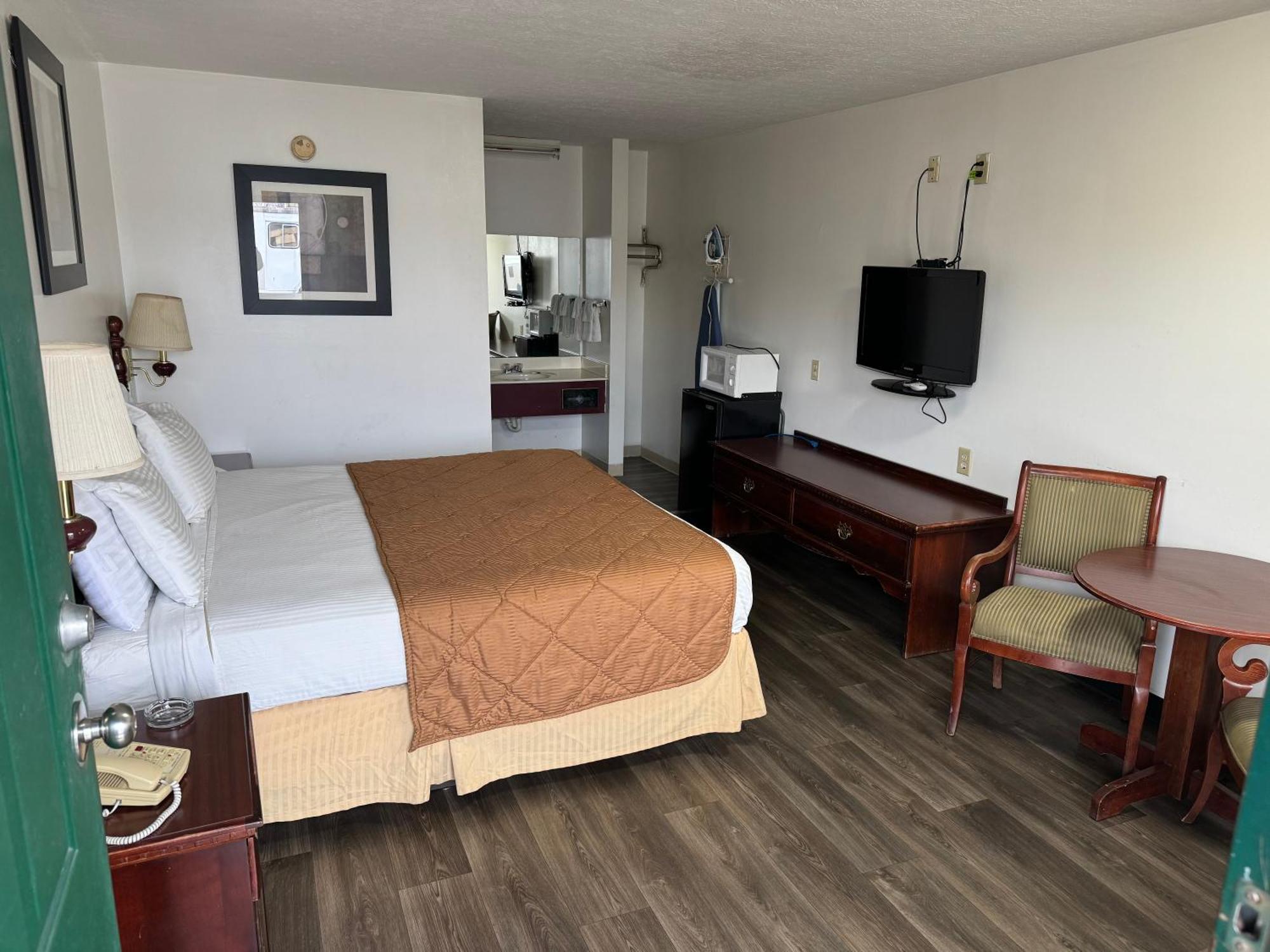 Royal Inn Albany Екстериор снимка