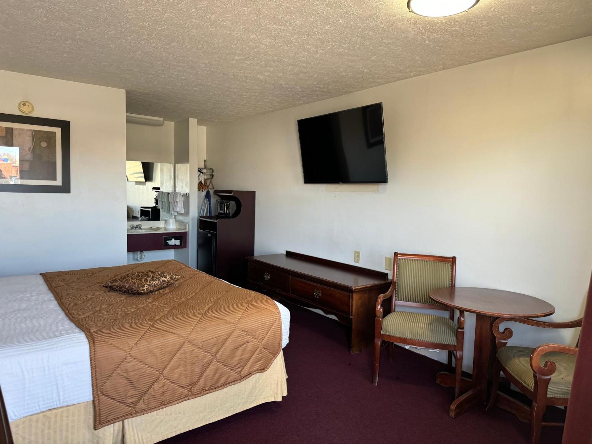 Royal Inn Albany Екстериор снимка