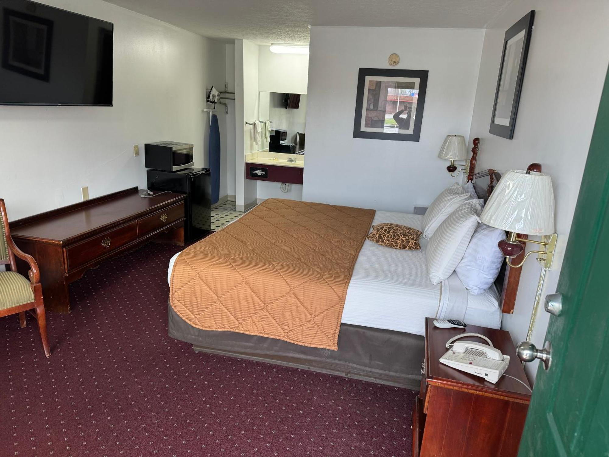 Royal Inn Albany Екстериор снимка