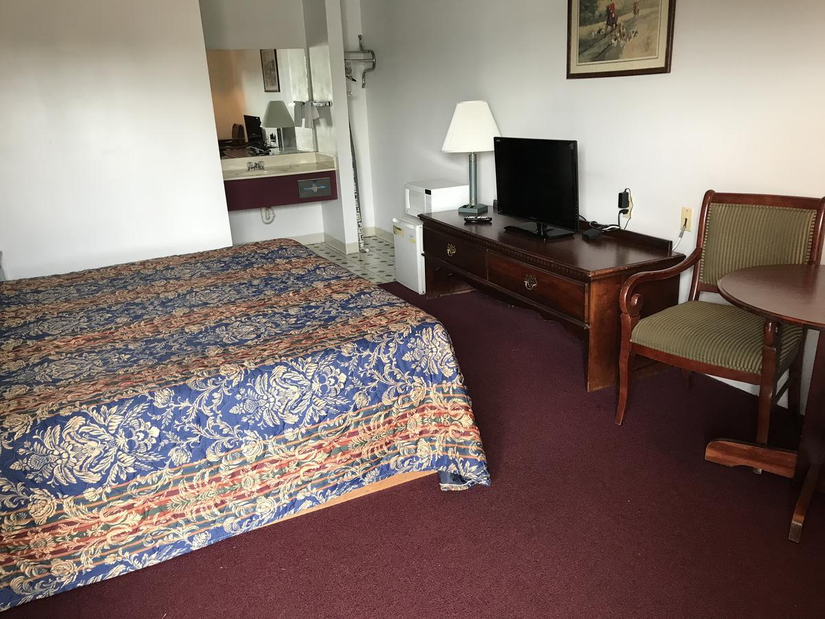 Royal Inn Albany Екстериор снимка
